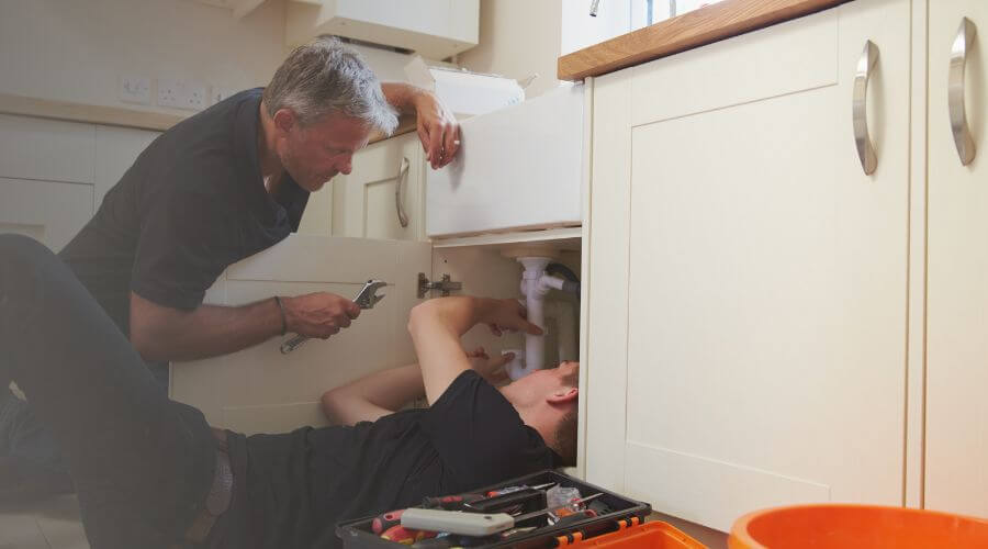 Professional burst pipe repair services in San Elizario, TX